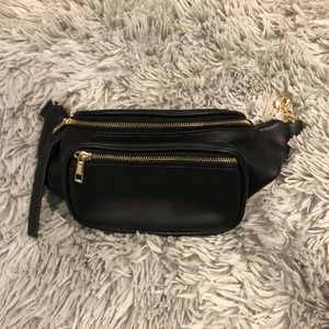Forever 21 Fanny Pack